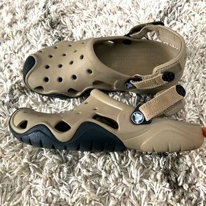 Boys size 7 Crocs